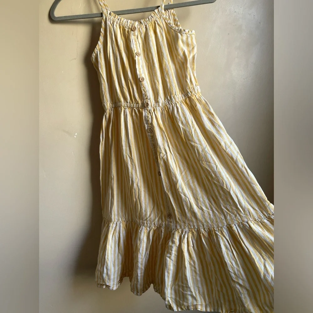 Kids OshKosh Bgosh linen blend tiered sun dress size 7 excellent condition